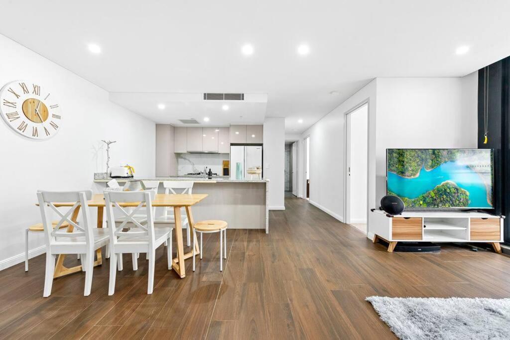 Appartamento Four Bedroom With Facilities In Olympic Park Sydney