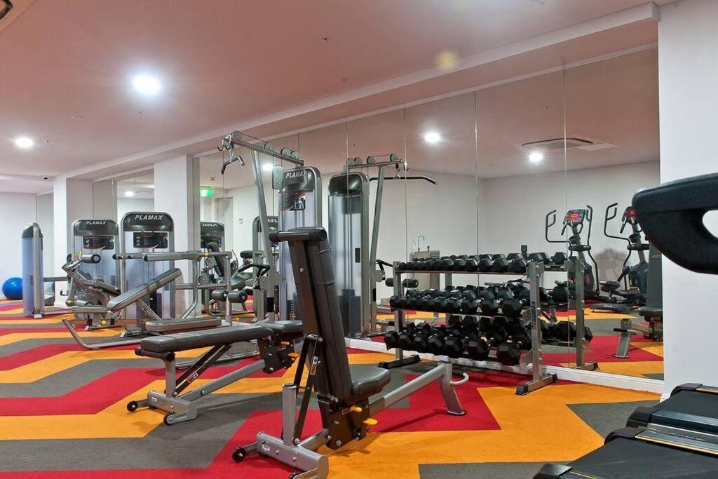 Four Bedroom With Facilities In Olympic Park Appartamento Sydney